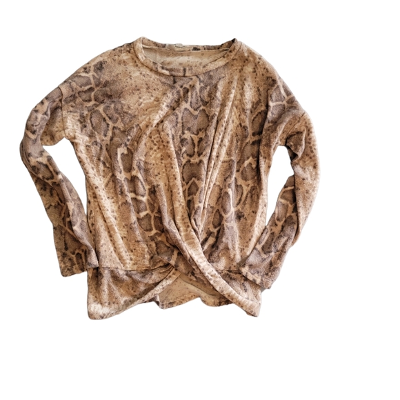 gaze Tops - Snake Skin Blouse
